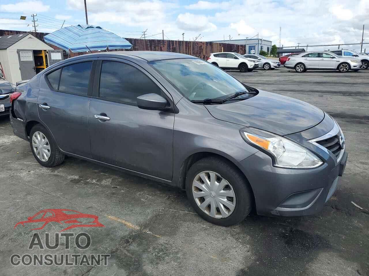 NISSAN VERSA 2017 - 3N1CN7AP5HL878379