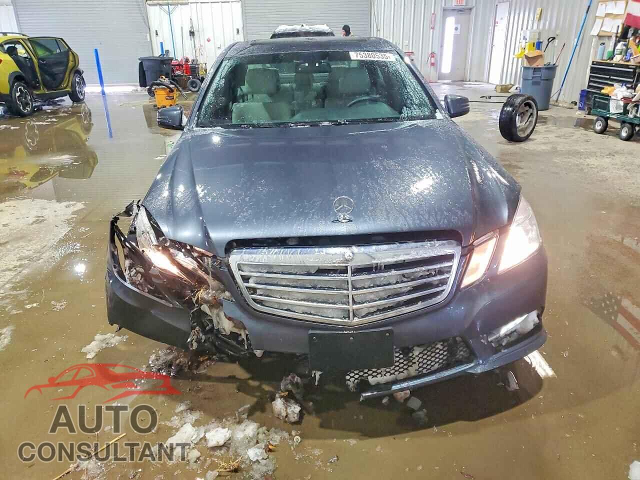 MERCEDES-BENZ E-CLASS 2013 - WDDHF8JB0DA735227