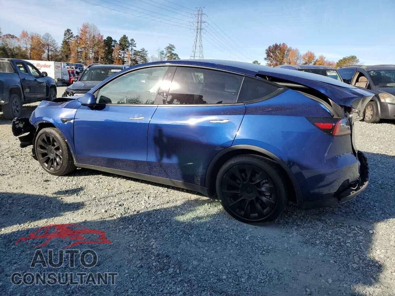 TESLA MODEL Y 2021 - 5YJYGAEE2MF191808