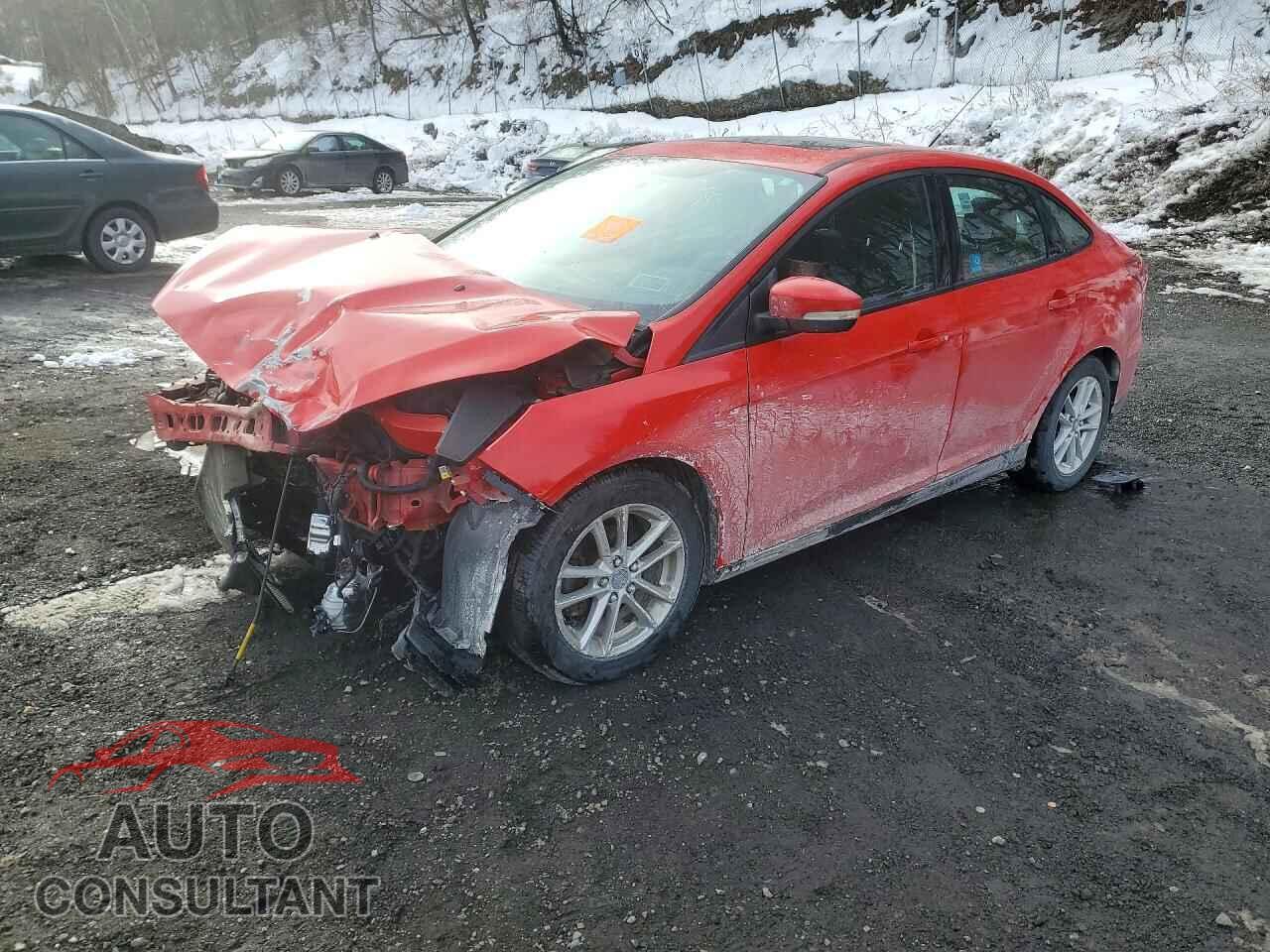 FORD FOCUS 2015 - 1FADP3F20FL307852