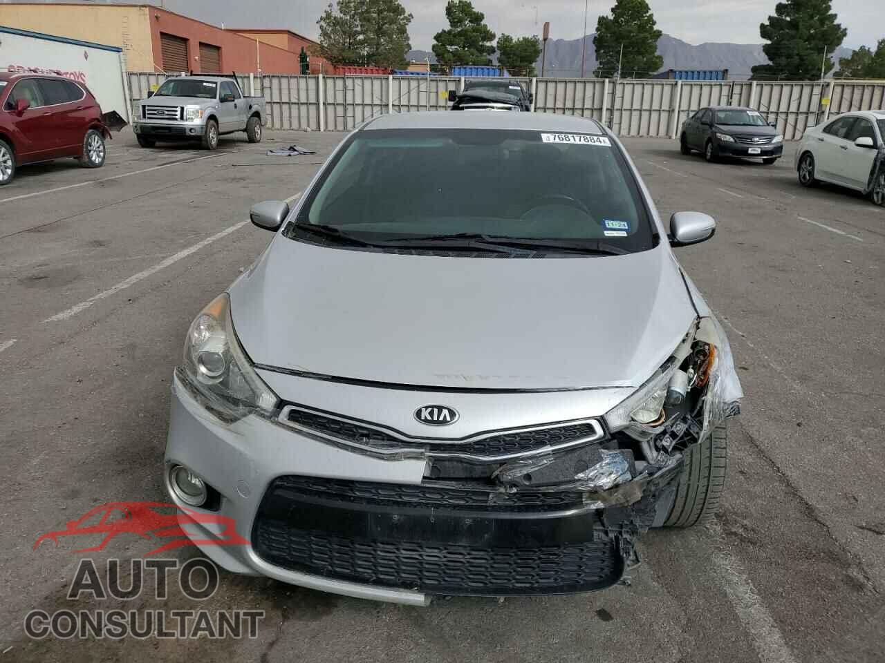 KIA FORTE 2016 - KNAFX6A84G5572521