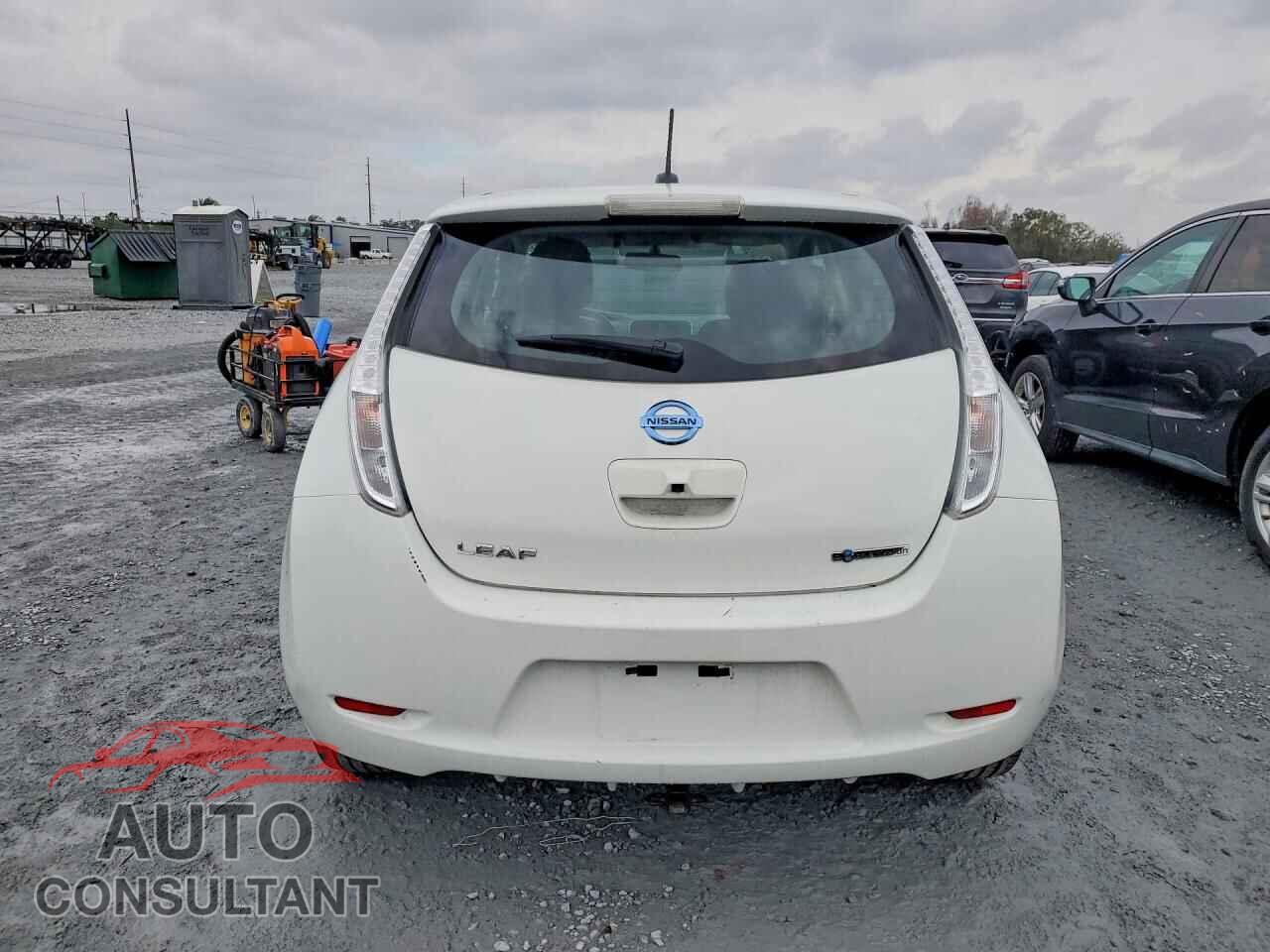NISSAN LEAF 2015 - 1N4AZ0CP4FC326738
