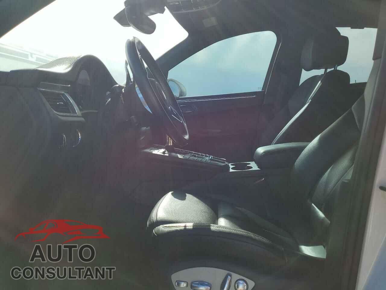 PORSCHE MACAN 2017 - WP1AG2A52HLB51954