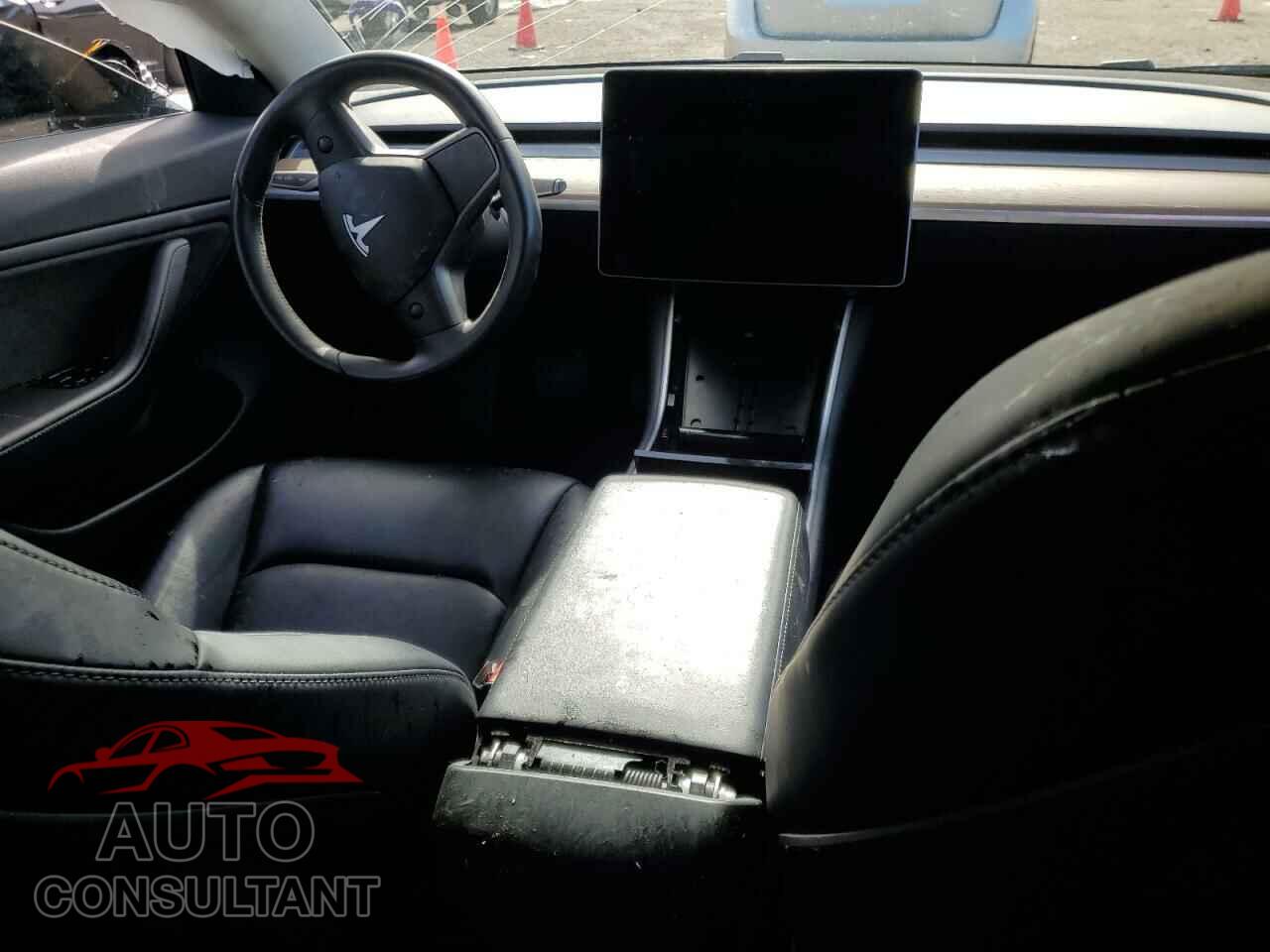 TESLA MODEL 3 2018 - 5YJ3E1EB0JF186804