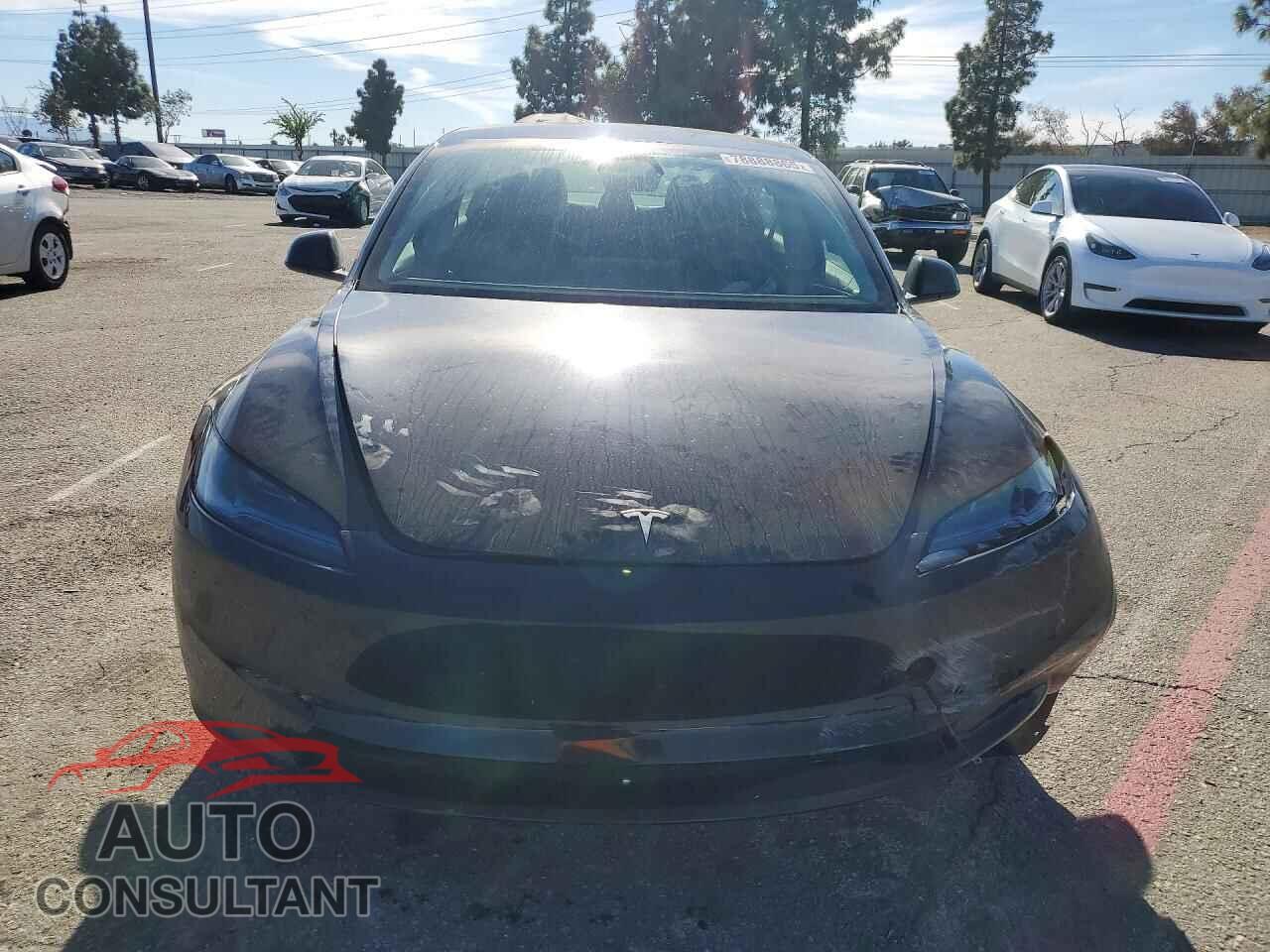TESLA MODEL 3 2025 - 5YJ3E1EA0SF924979