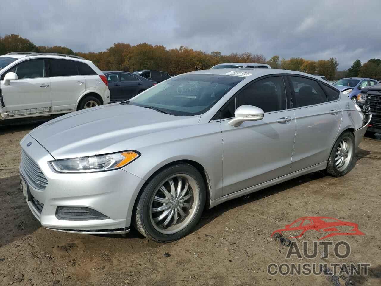 FORD FUSION 2015 - 1FA6P0H74F5122496