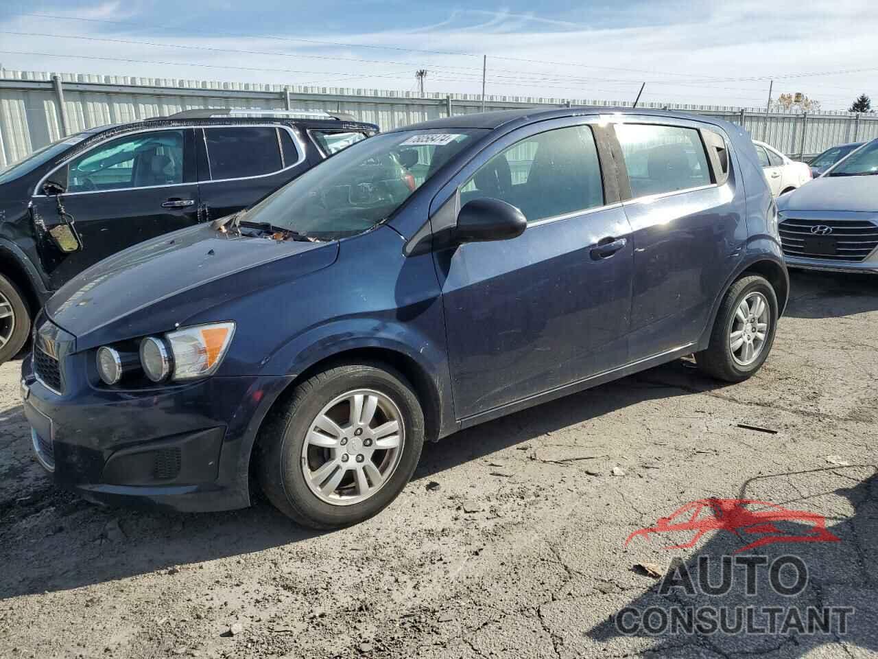 CHEVROLET SONIC 2015 - 1G1JC6SH1F4165387