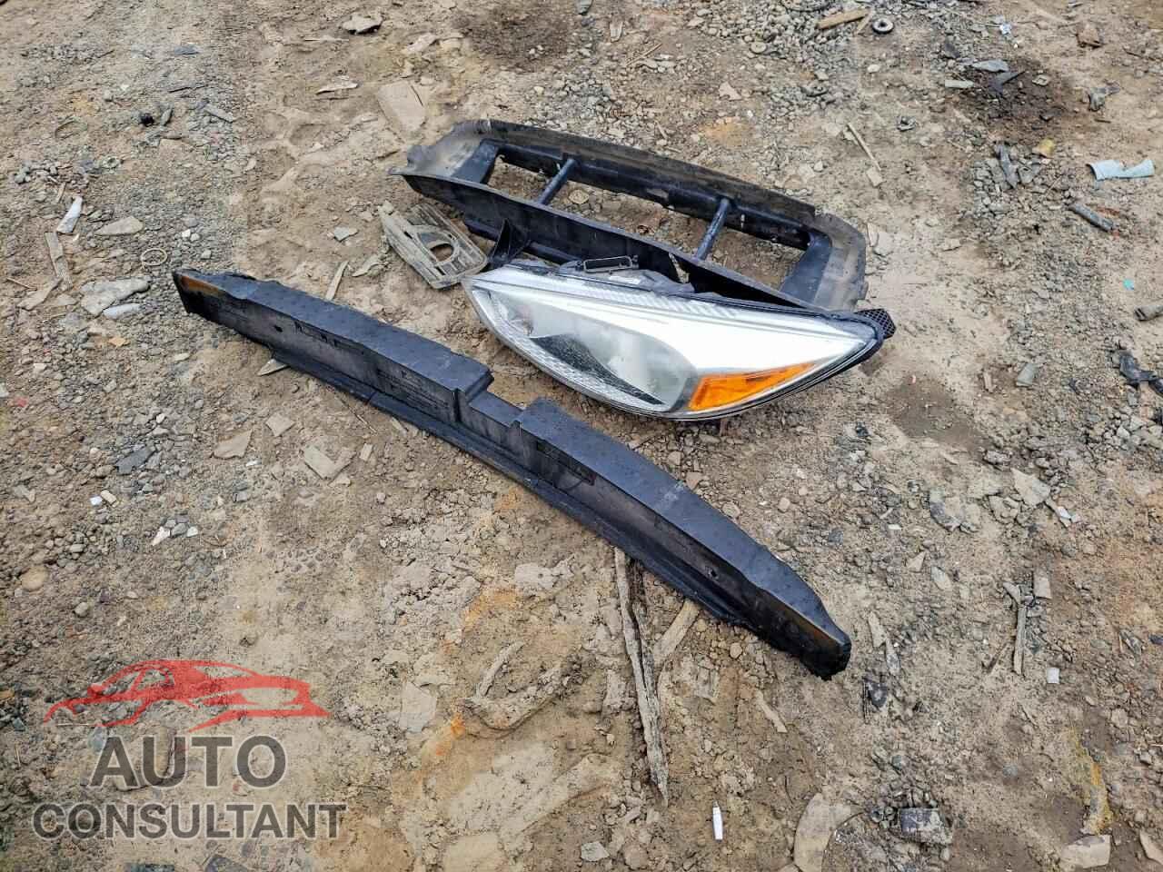 FORD FOCUS 2017 - 1FADP3E20HL254493