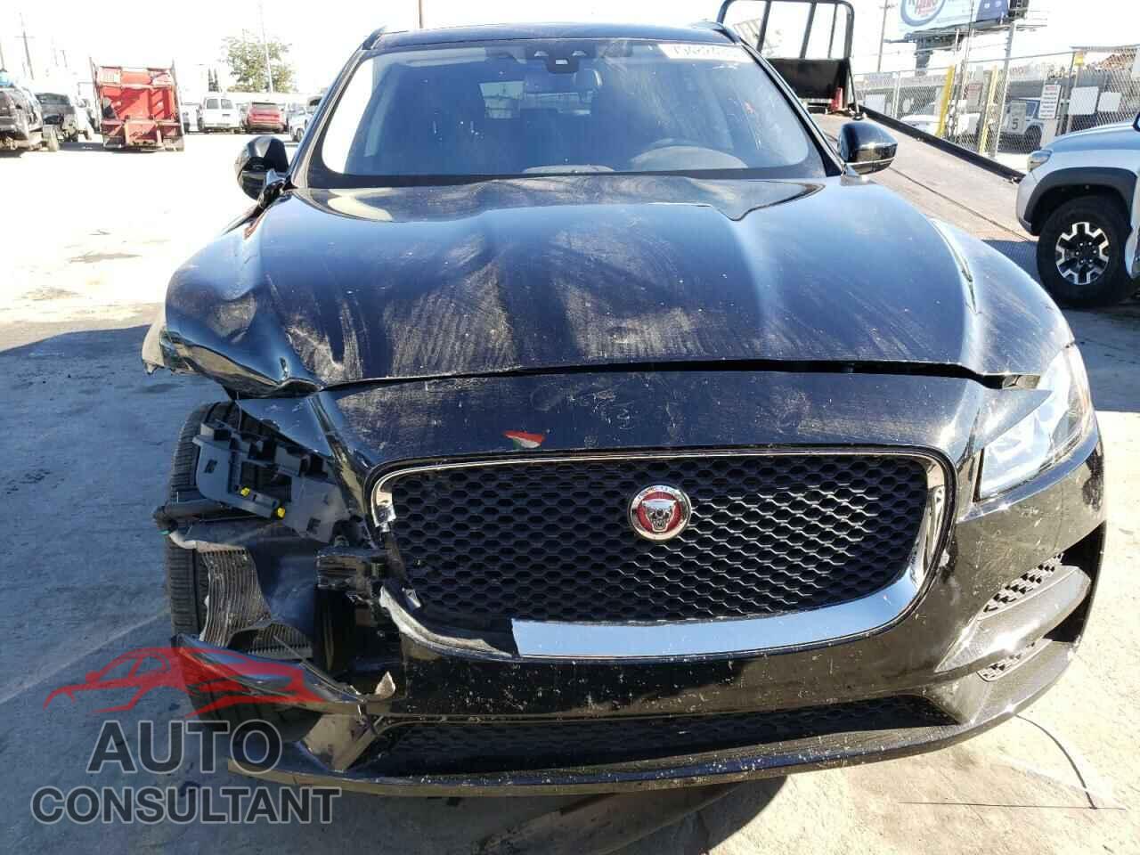 JAGUAR F-PACE 2018 - SADCJ2FX5JA269086