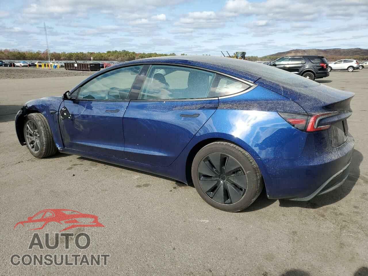 TESLA MODEL 3 2024 - 5YJ3E1EAXRF725898