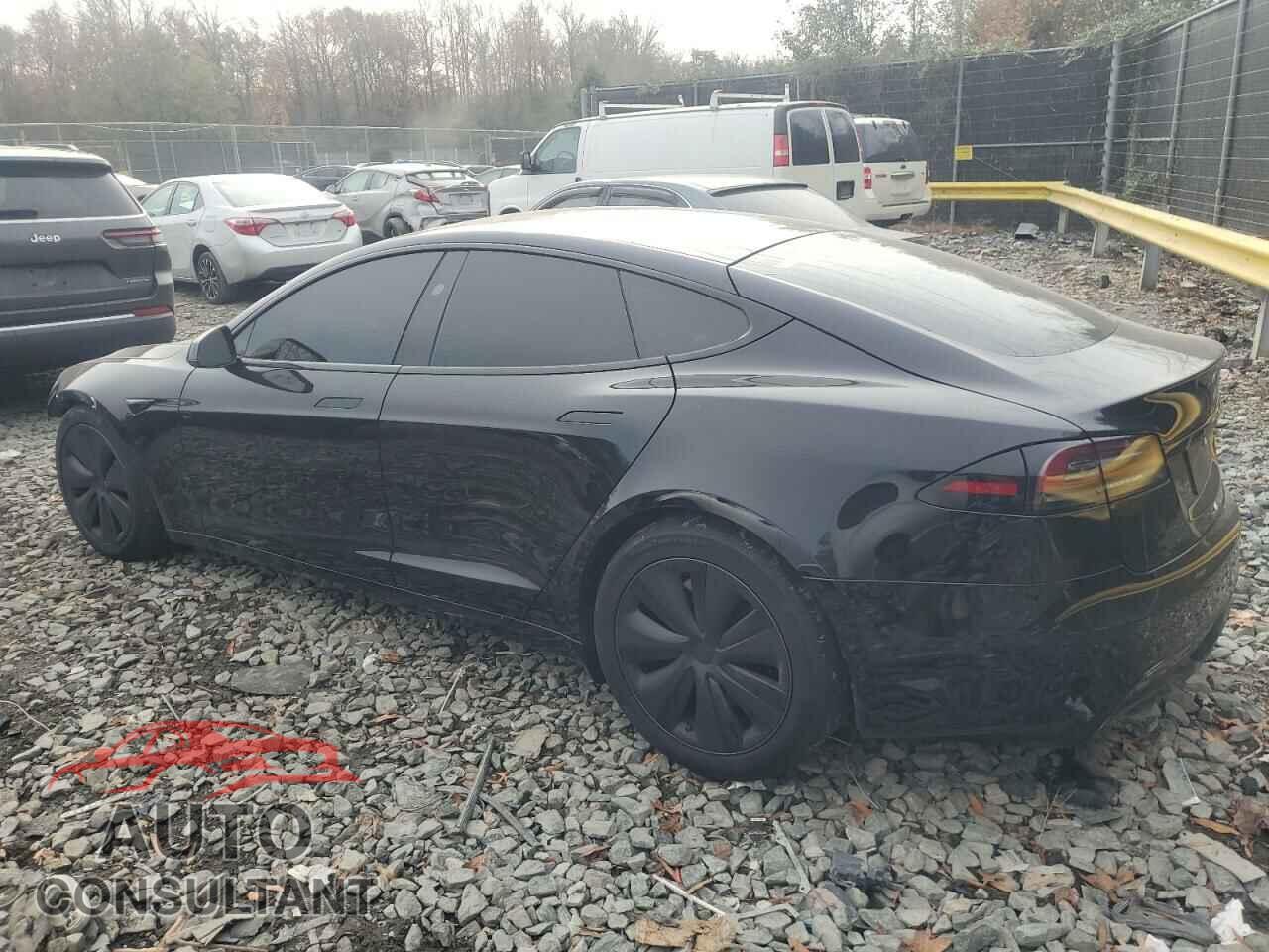 TESLA MODEL S 2023 - 5YJSA1E53PF525744