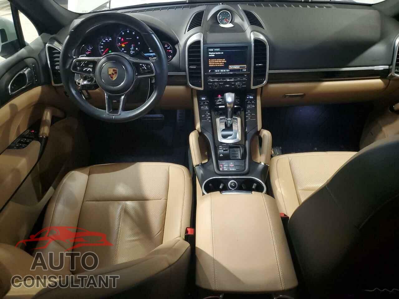 PORSCHE CAYENNE 2016 - WP1AA2A2XGLA10975