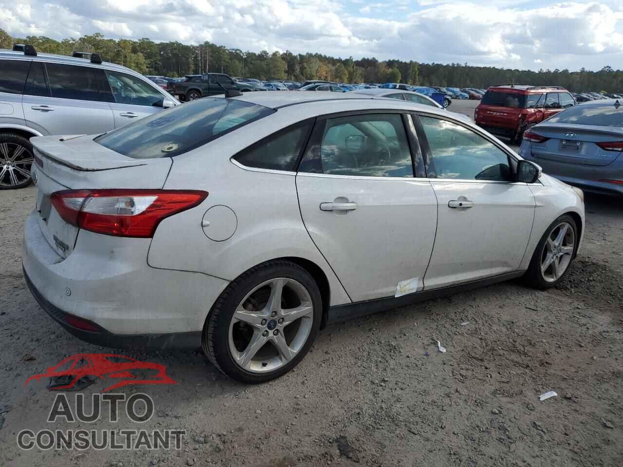 FORD FOCUS 2013 - 1FADP3J25DL259382