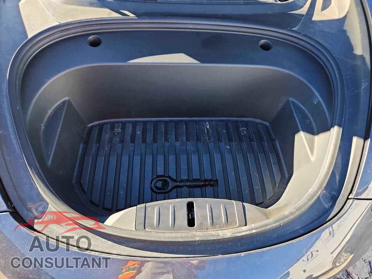 TESLA MODEL 3 2022 - 5YJ3E1EB0NF122087