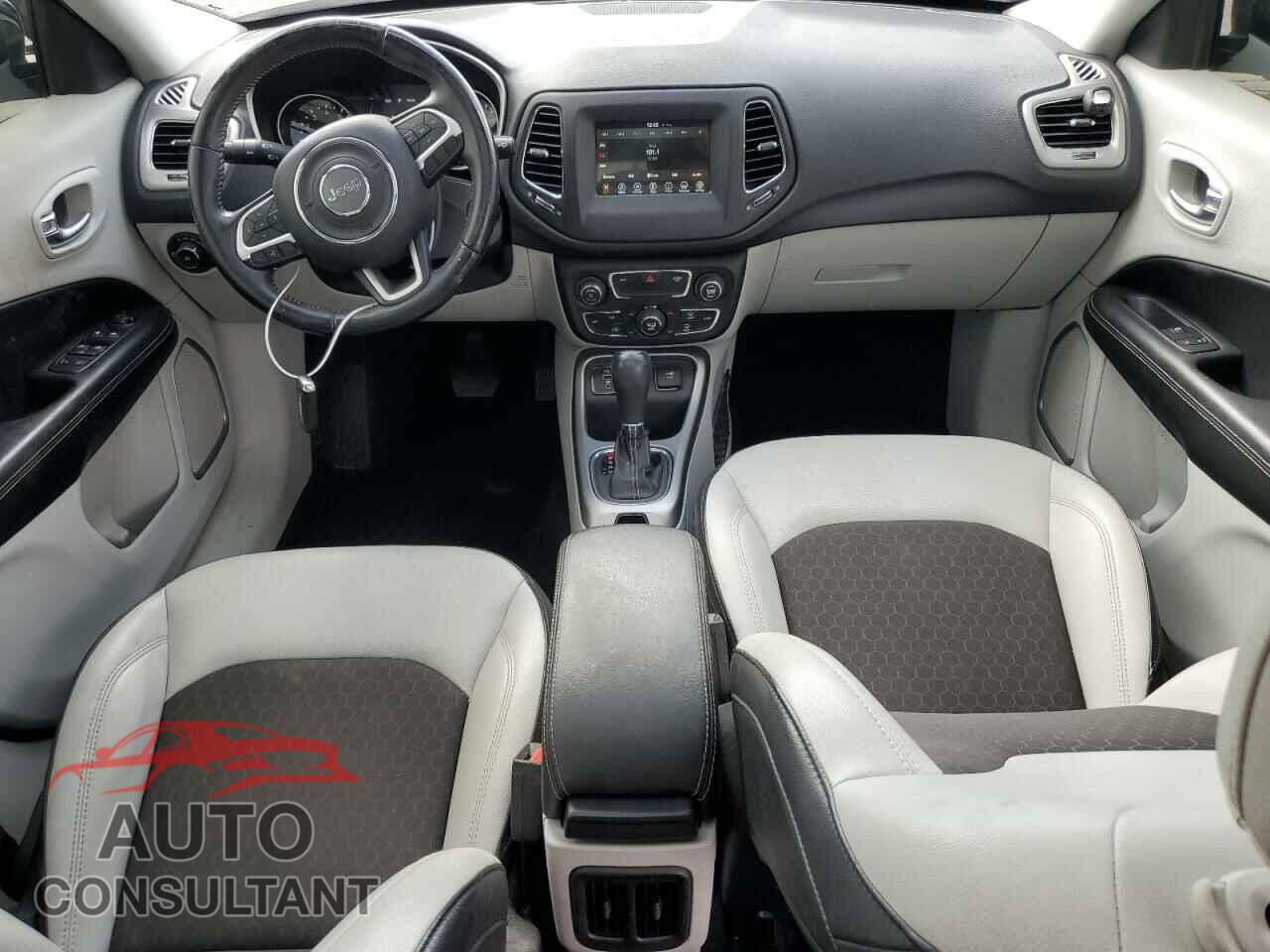 JEEP COMPASS 2019 - 3C4NJCBB4KT843840