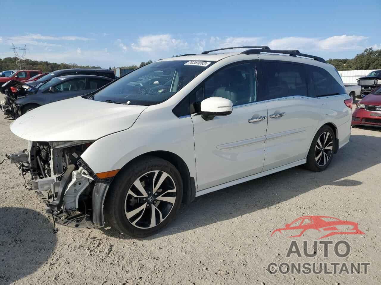 HONDA ODYSSEY 2018 - 5FNRL6H98JB089503