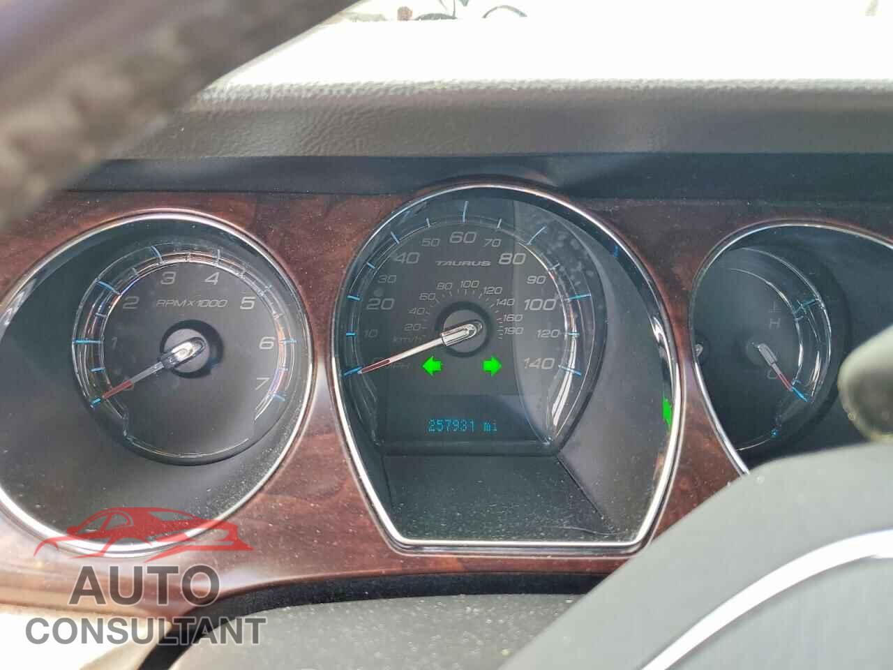 FORD TAURUS 2011 - 1FAHP2EW3BG184809