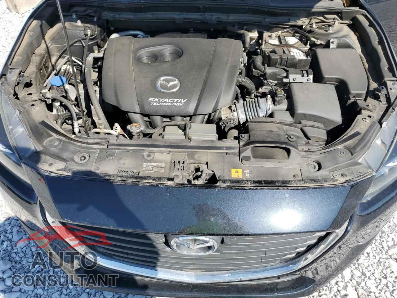 MAZDA 3 2017 - 3MZBN1L78HM101656