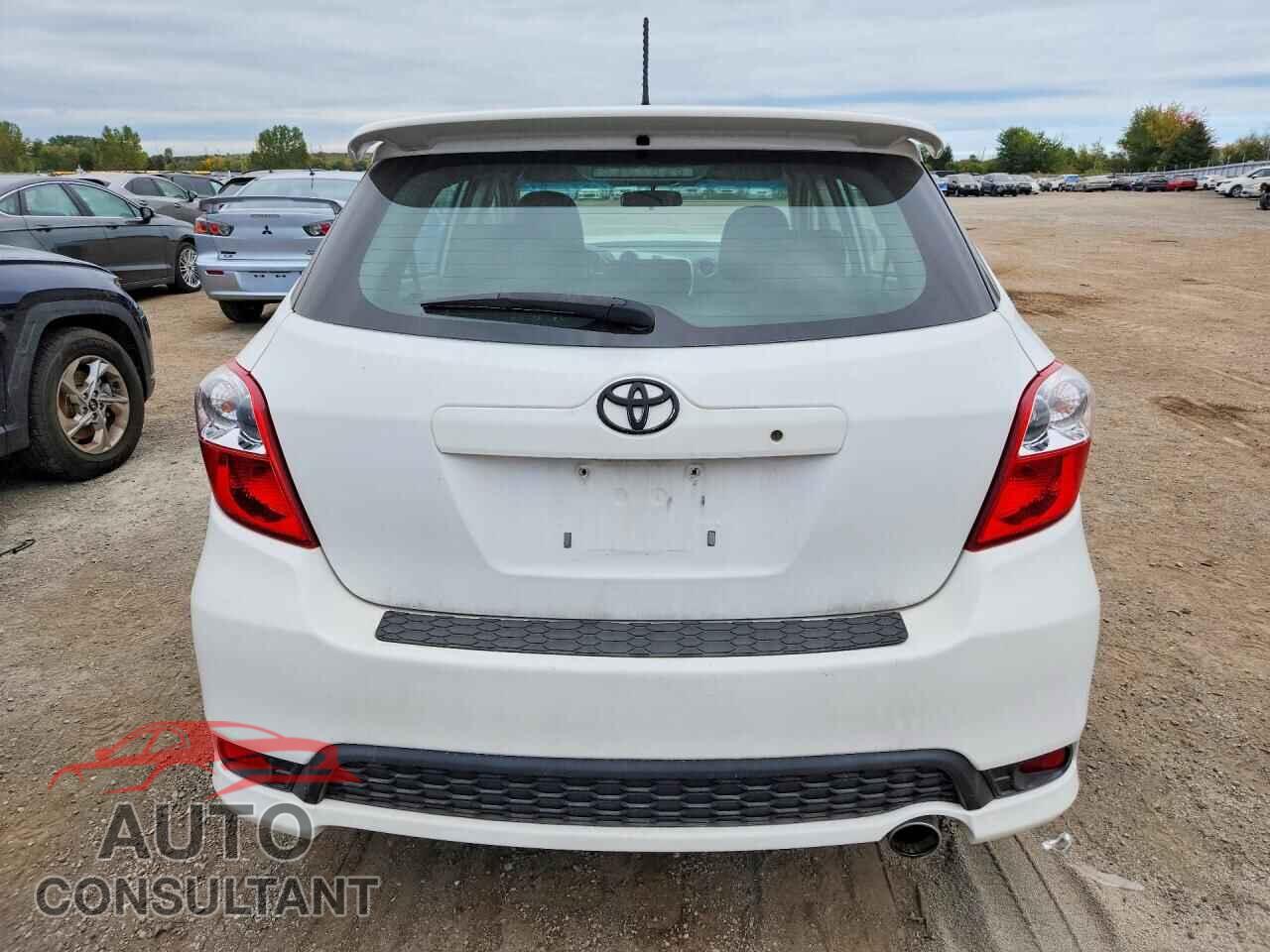 TOYOTA MATRIX 2011 - 2T1KU4EEXBC587471