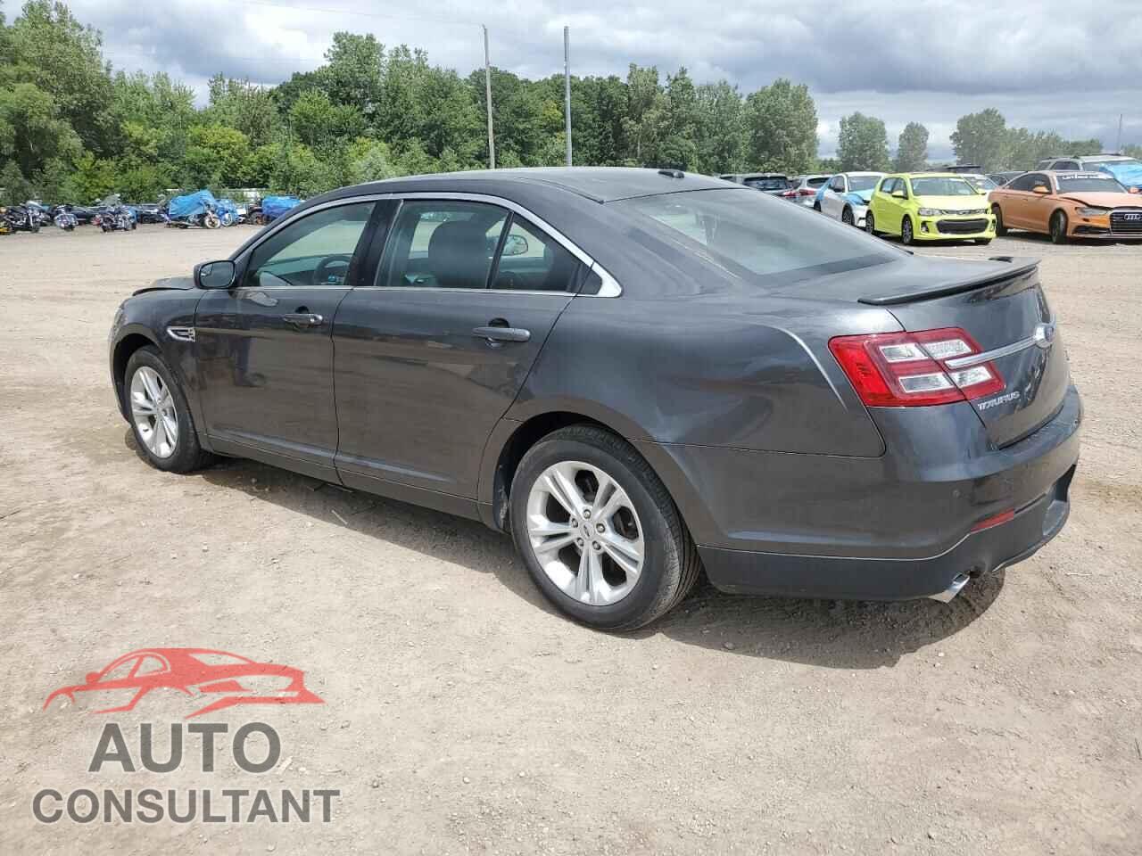 FORD TAURUS 2017 - 1FAHP2E84HG110602