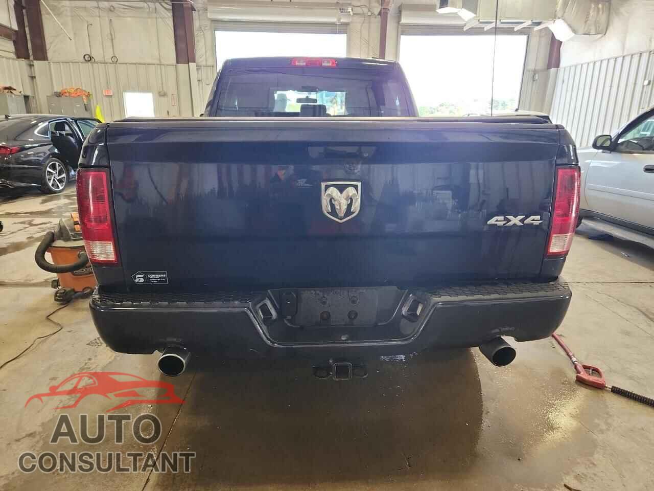 DODGE RAM 1500 2012 - 1C6RD7FT8CS303761