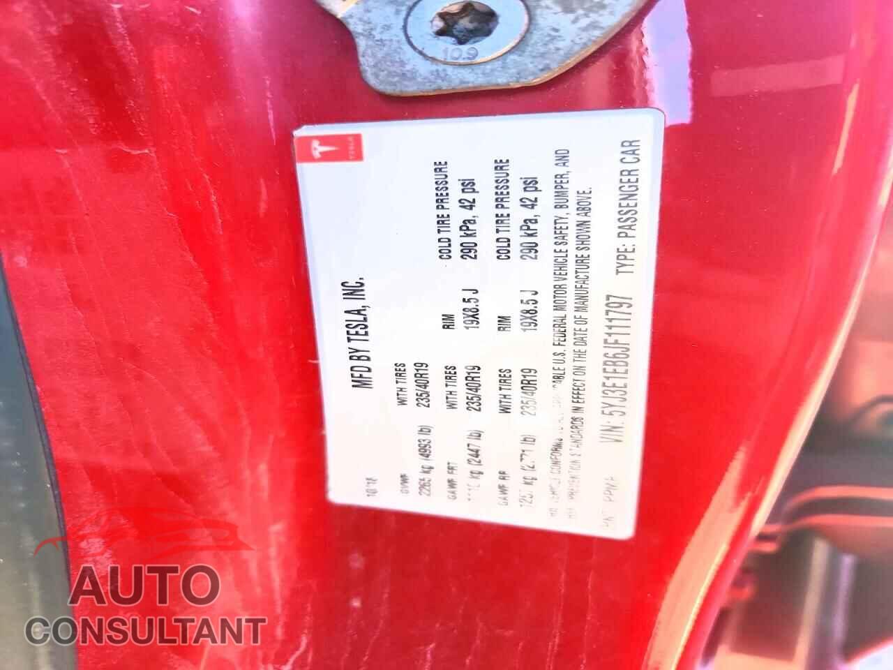 TESLA MODEL 3 2018 - 5YJ3E1EB6JF111797