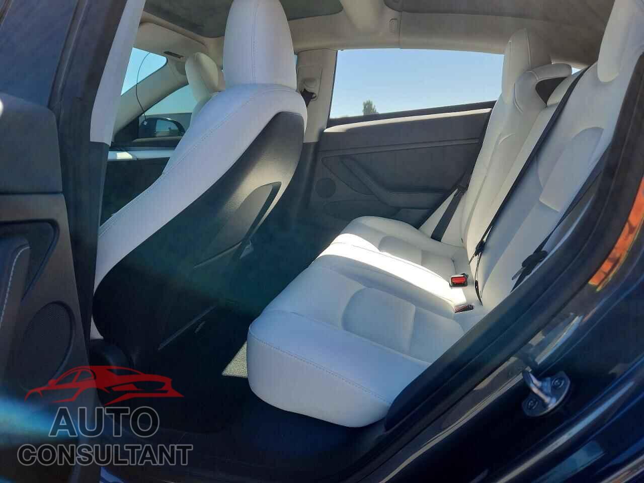 TESLA MODEL 3 2023 - 5YJ3E1EA8PF645819