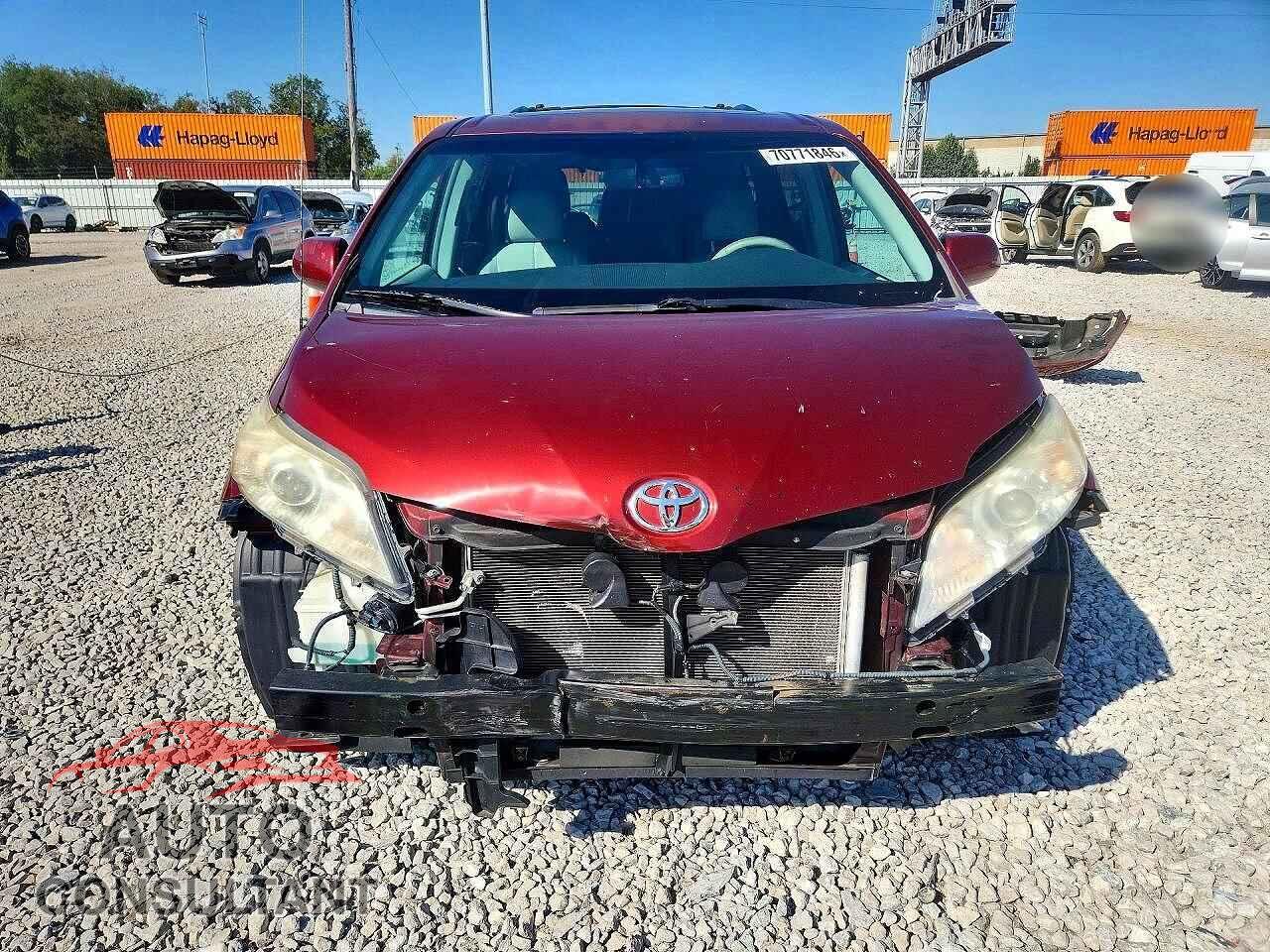TOYOTA SIENNA 2013 - 5TDYK3DC4DS380448