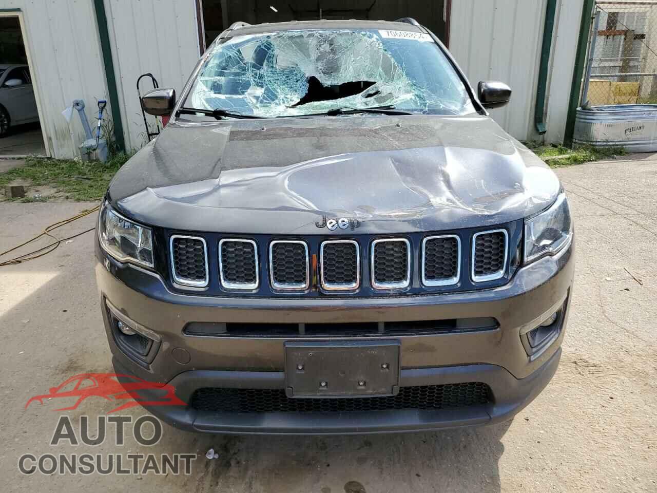 JEEP COMPASS 2017 - 3C4NJDBB5HT672109