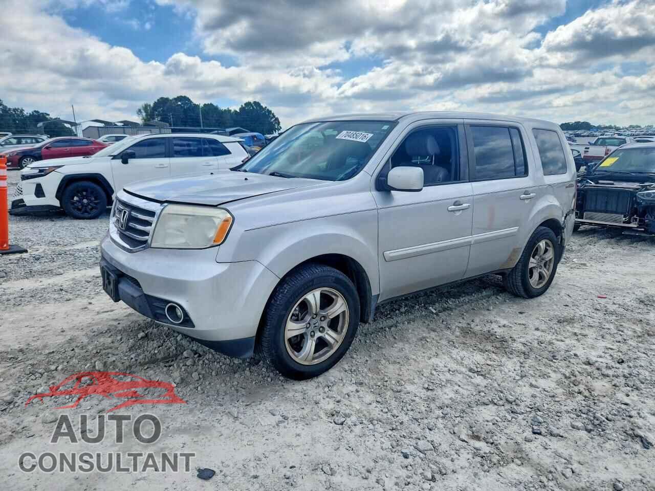 HONDA PILOT 2014 - 5FNYF3H56EB011533