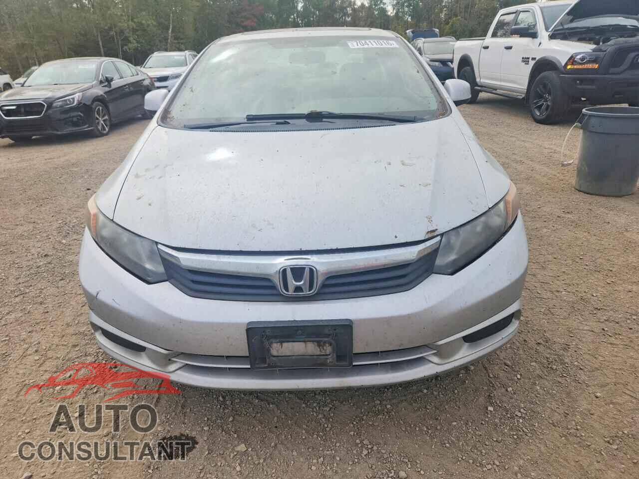 HONDA CIVIC 2012 - 2HGFB2F53CH028881