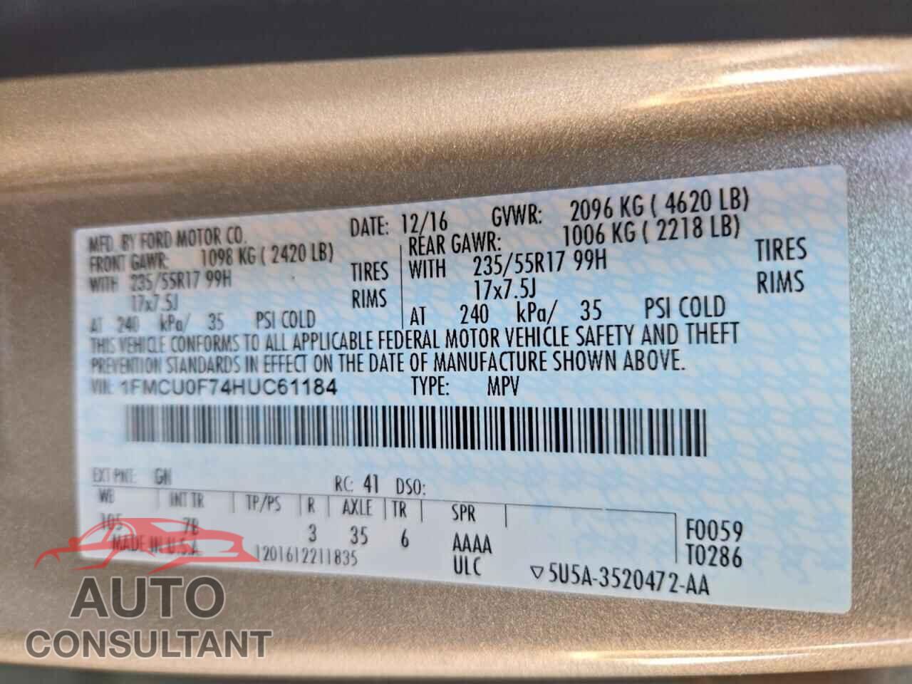 FORD ESCAPE 2017 - 1FMCU0F74HUC61184