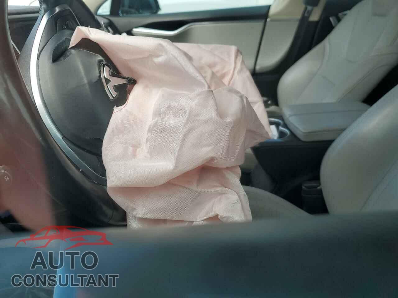 TESLA MODEL S 2016 - 5YJSA1E21GF156484