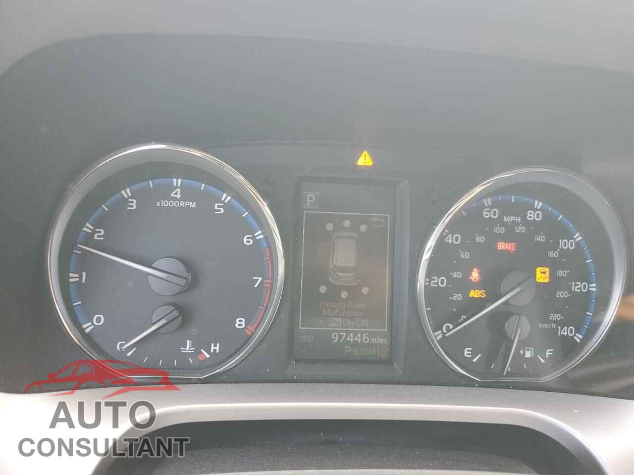 TOYOTA RAV4 2016 - JTMRFREV9GJ071376