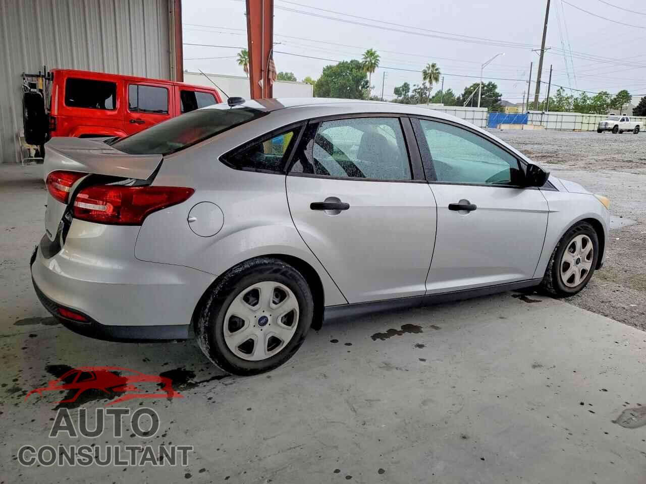 FORD FOCUS 2016 - 1FADP3E21GL279952