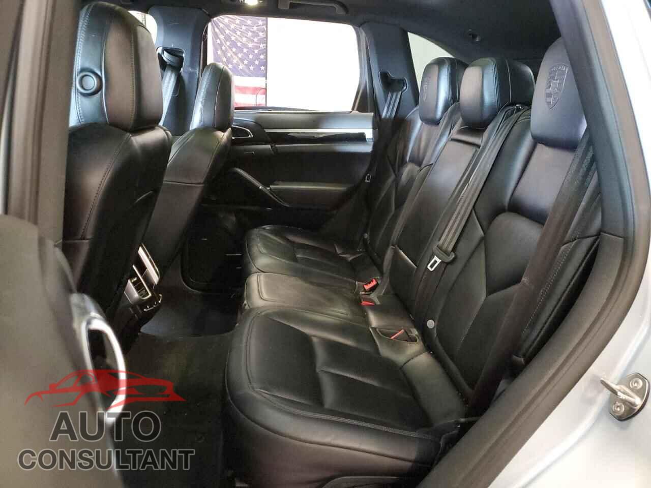PORSCHE CAYENNE 2017 - WP1AA2A29HKA88073