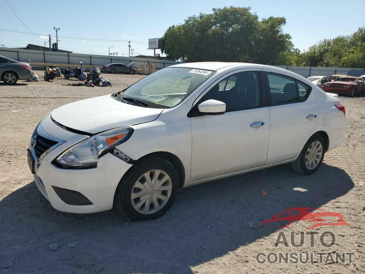 NISSAN VERSA 2018 - 3N1CN7AP6JL865615