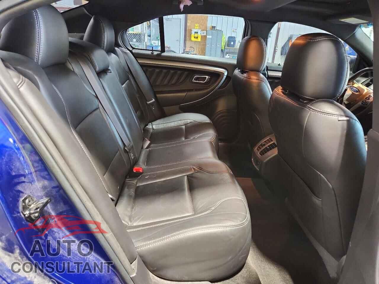 FORD TAURUS 2013 - 1FAHP2E82DG142572