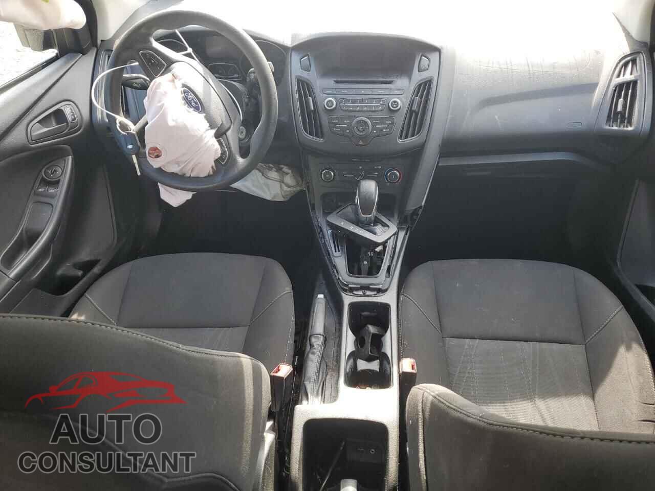 FORD FOCUS 2016 - 1FADP3E20GL402883