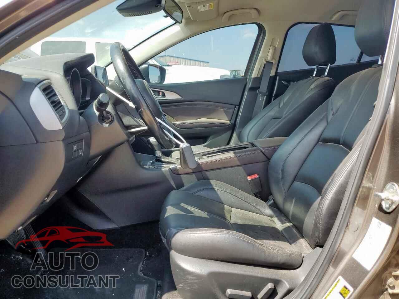 MAZDA 3 2017 - 3MZBN1V77HM106568
