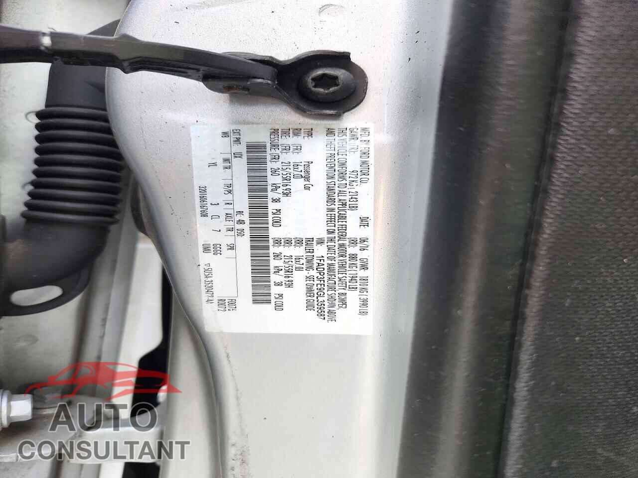 FORD FOCUS 2016 - 1FADP3FE9GL359587