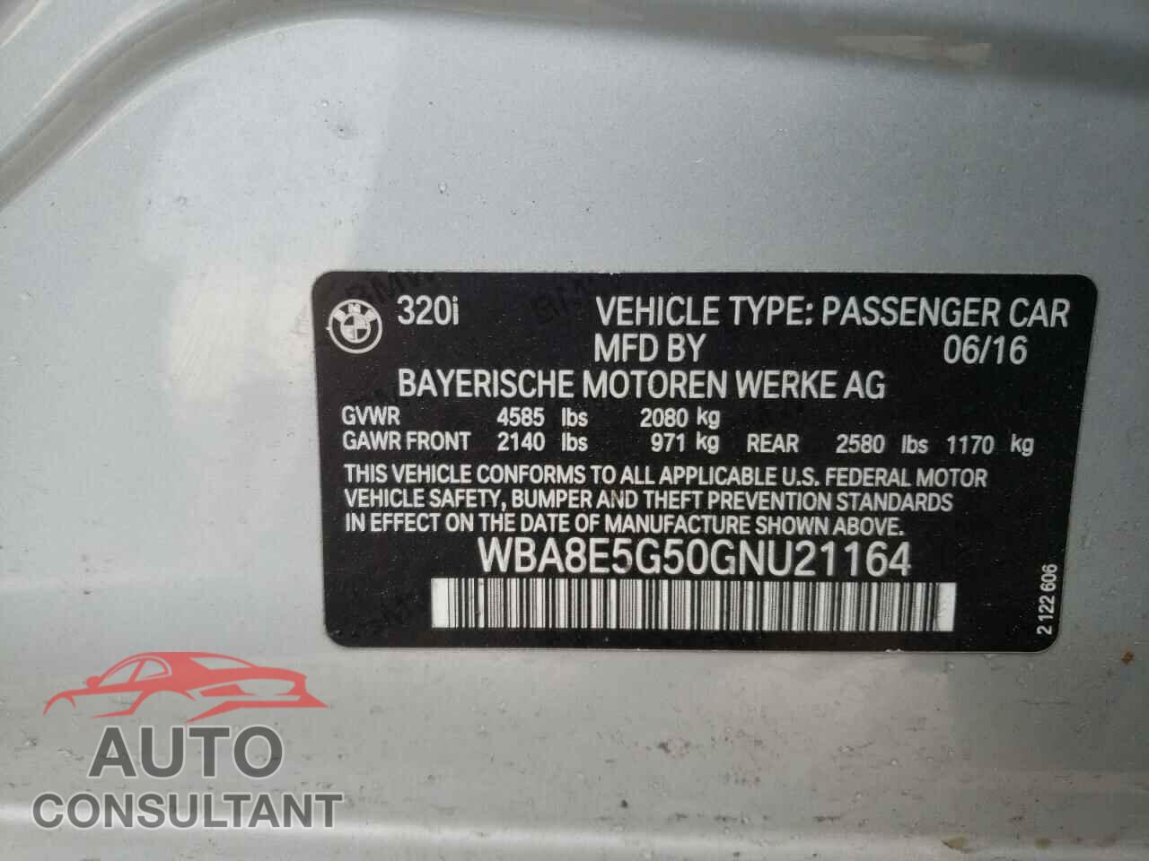 BMW 3 SERIES 2016 - WBA8E5G50GNU21164