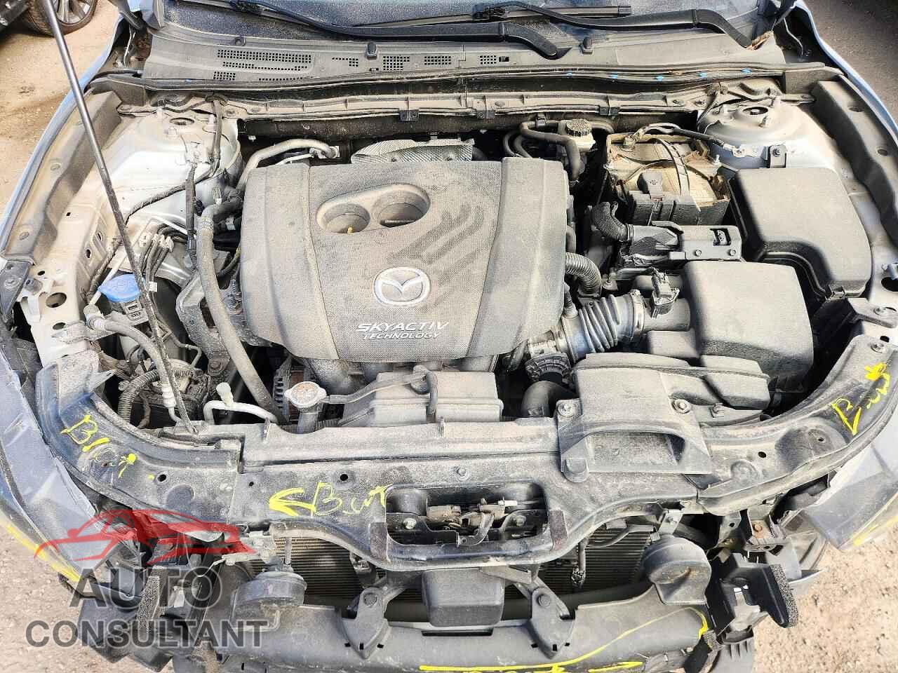 MAZDA 3 2017 - 3MZBN1K71HM146889
