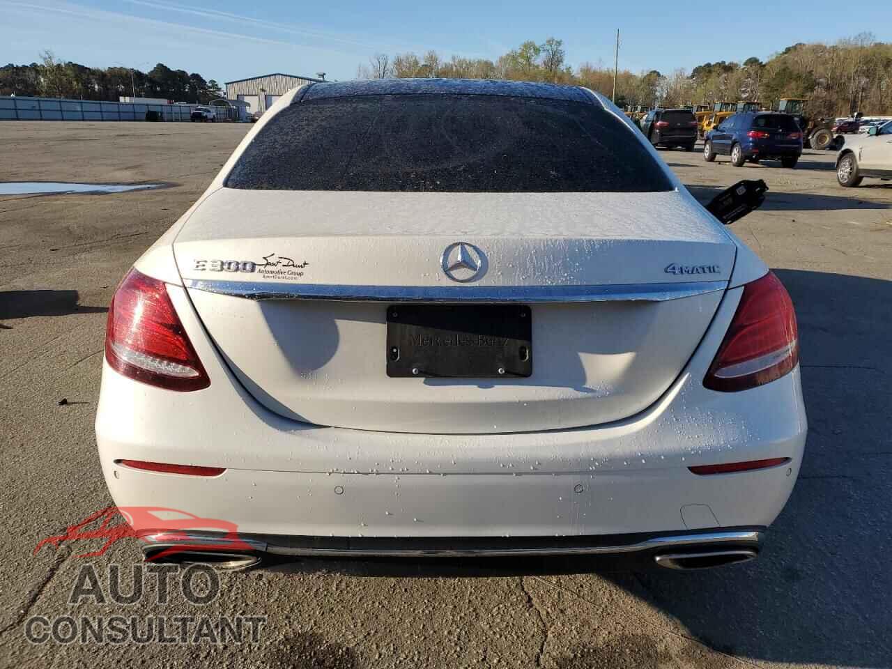 MERCEDES-BENZ E-CLASS 2017 - WDDZF4KB0HA077264