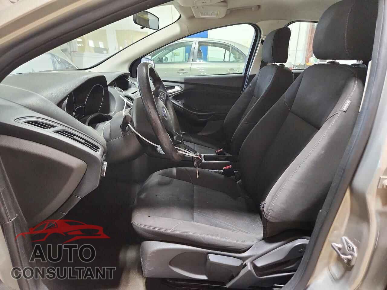 FORD FOCUS 2016 - 1FADP3F2XGL344215