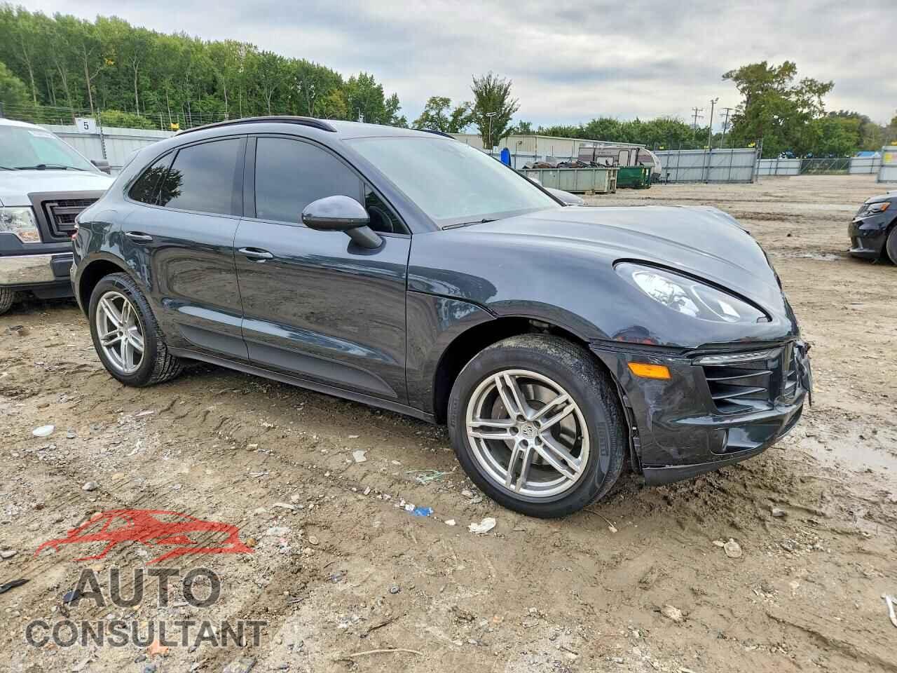 PORSCHE MACAN 2017 - WP1AA2A55HLB01096