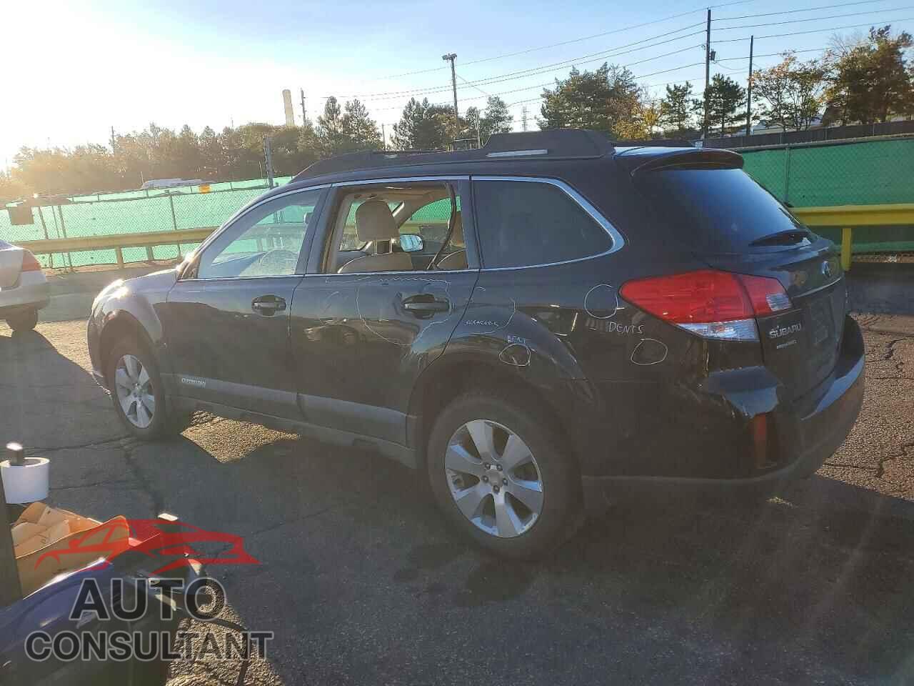 SUBARU OUTBACK 2010 - 4S4BRDKC8A2370658