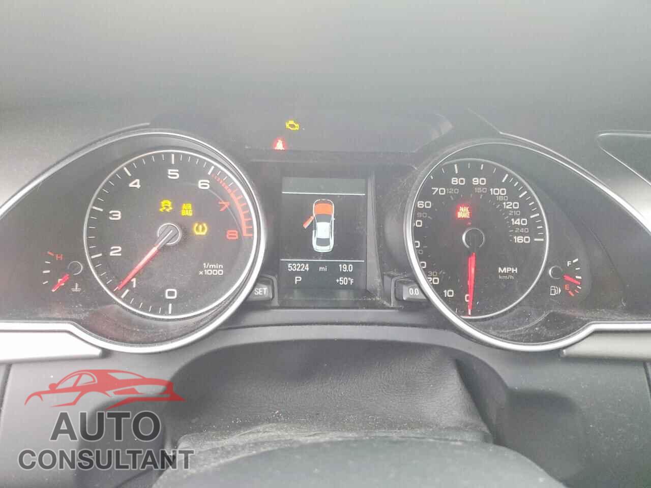 AUDI A5 2013 - WAULFAFR2DA070135