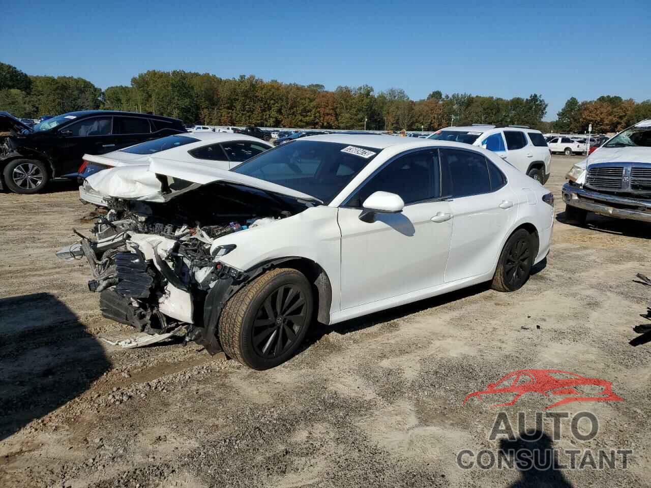 TOYOTA CAMRY 2021 - 4T1C11AK5MU586804
