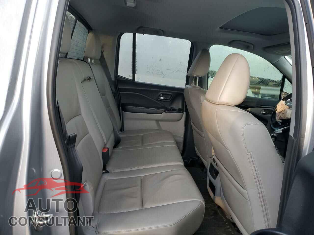 HONDA RIDGELINE 2017 - 5FPYK3F76HB008014